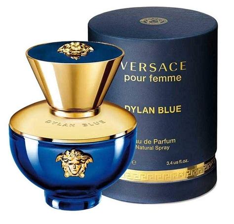 dylan blue versace a que huele|Versace pour femme dylan.